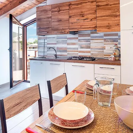 In San Marco Castellabate With Jacuzzi Holiday home *